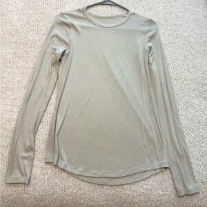 Lululemon Women’s Long Sleeve Cream Sparkle Top